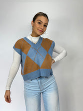 Load image into Gallery viewer, Annmarie Sweater Vest
