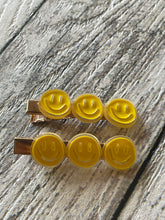 Load image into Gallery viewer, Serotonin Hair Pins Yellow
